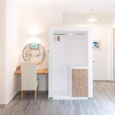 Swell S4 Brand New In Apartment *